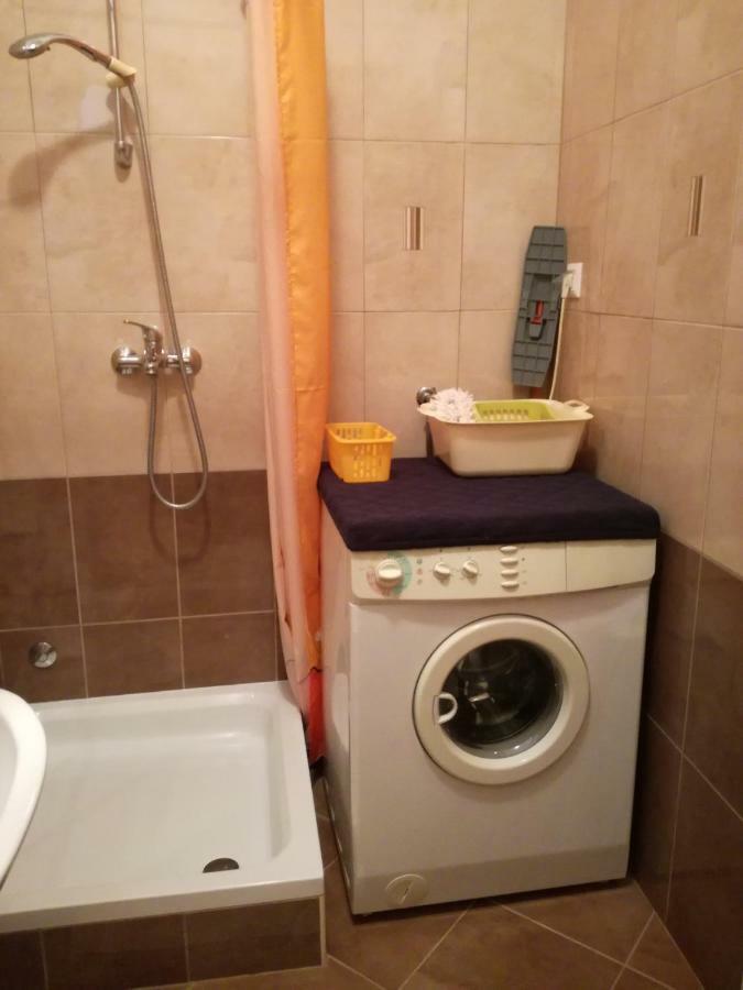 Apartment Vesna Veleniki Buitenkant foto