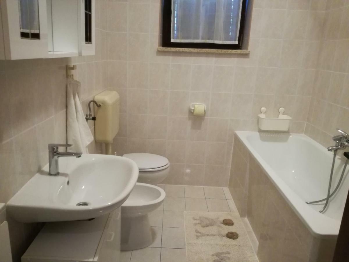 Apartment Vesna Veleniki Buitenkant foto