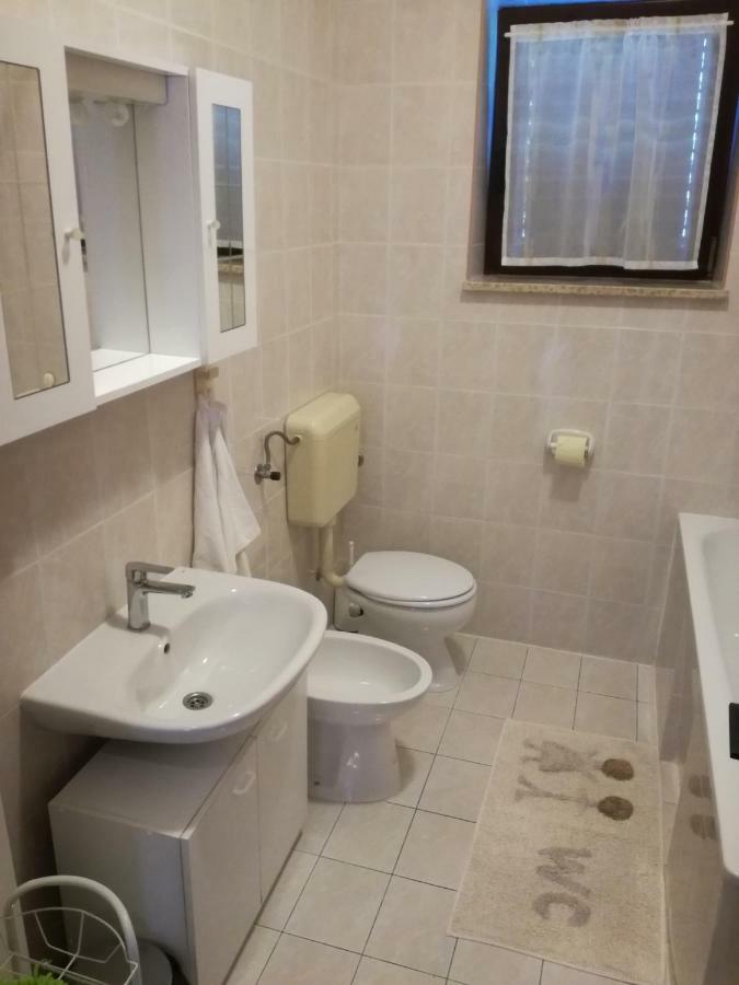 Apartment Vesna Veleniki Buitenkant foto